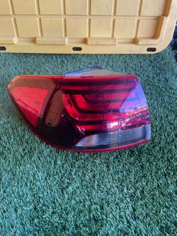 2019 Kia Sorento Driver/Left Side Tail Light