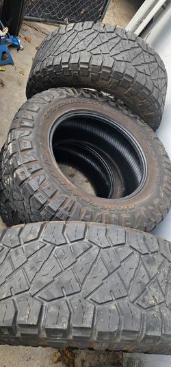 Nitto Ridge Grappler 37x12.50R20LT Tires ā Set of 4