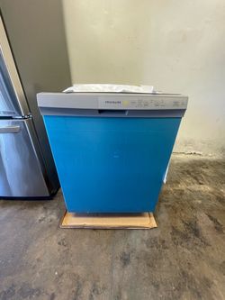 Frigidaire  Dish washer