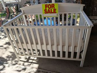 Crib and mattress