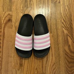 ADIDAS Girls Slippers 