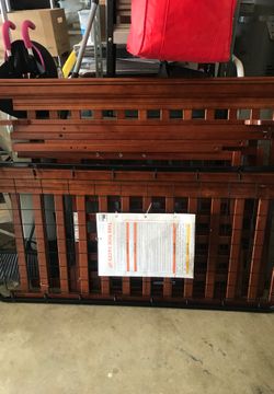Convertible Baby Crib to Toddler Bed