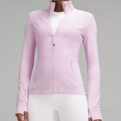 SELL TODAY - Women’s BRAND NEW LULULEMON Define Jacket