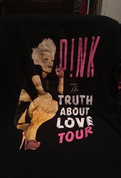 Pink 2013 Truth About Love Tour T-SHIRT