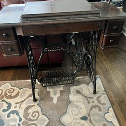 Singer Sewing Table & Machine