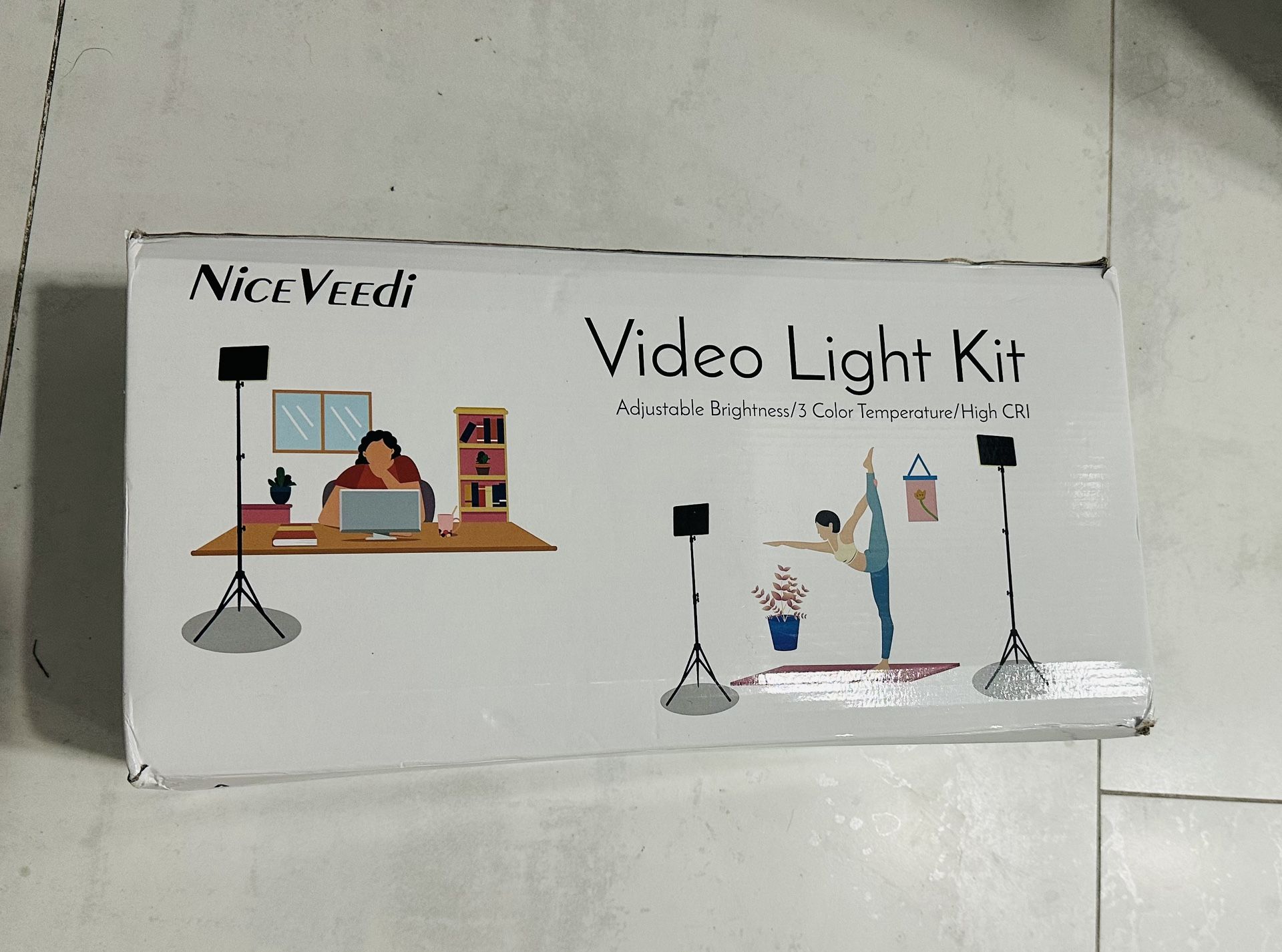**BRAND NEW**VIDEO LIGHT KIT (Nice Veedi)