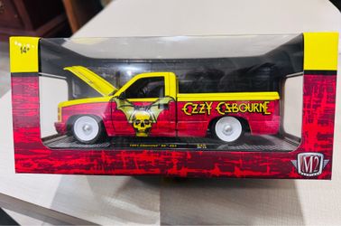 M2 Rock Legends 1976 GMC Sierra Diecast Grande 15 Ozzy Ozbourne