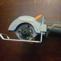 RIDGID R87547B 18V SubCompact Brushless 3 in. Multi-Material Saw