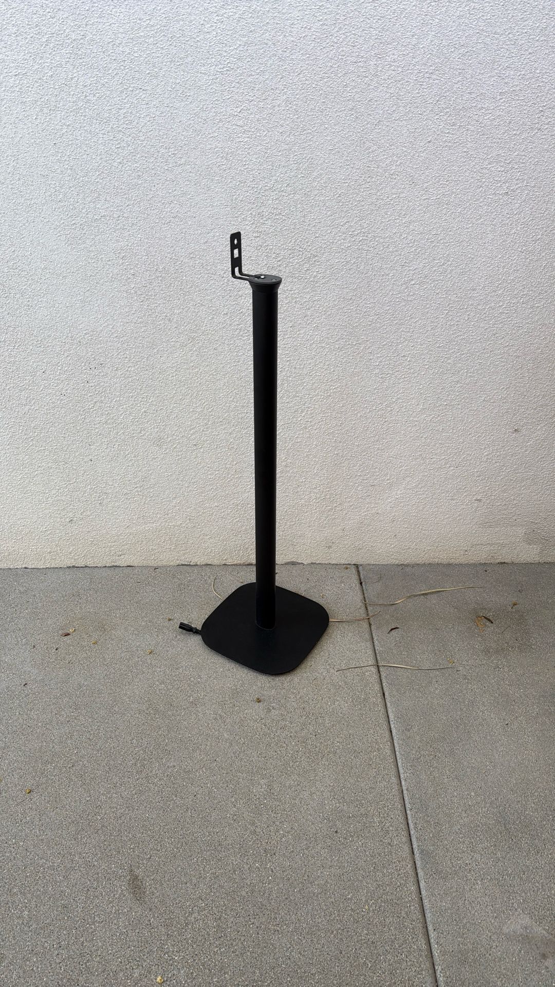 Sonos Play 1 Black Speaker Stand (1)