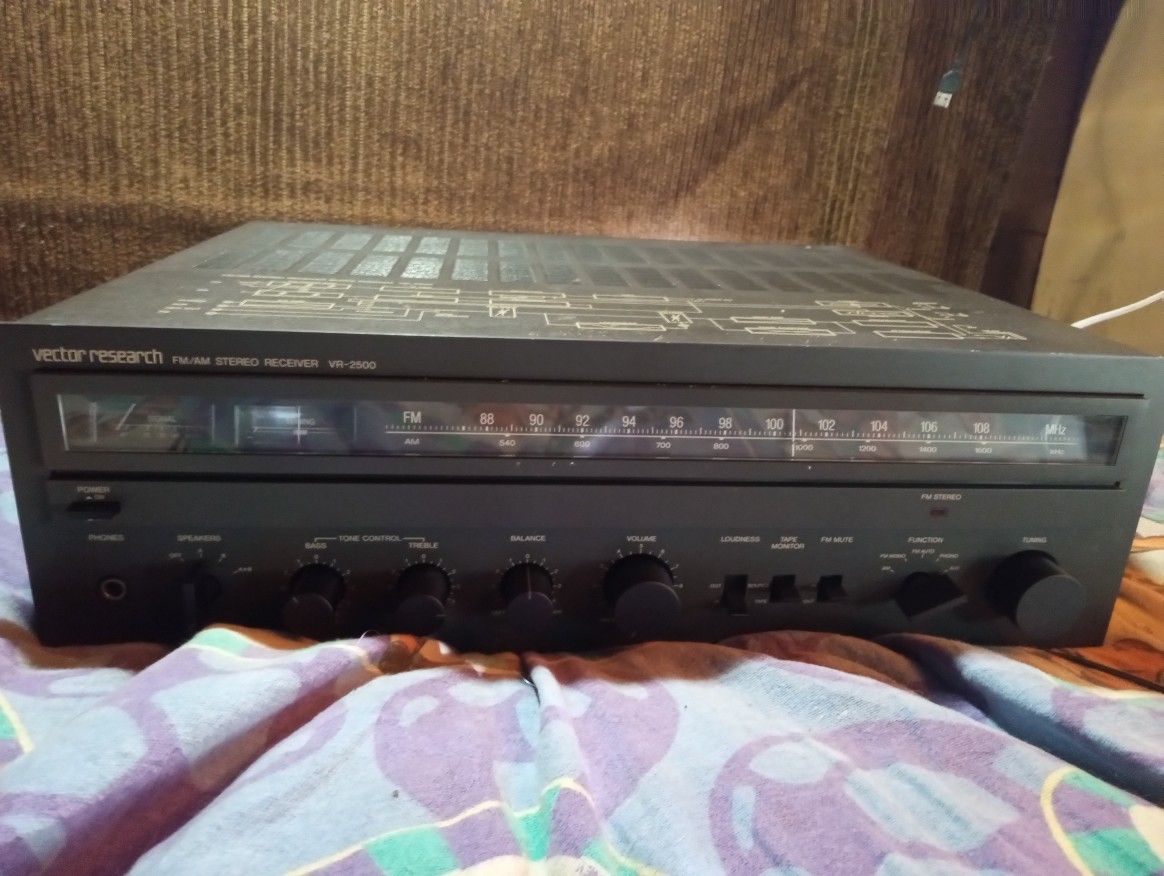 Vector Research VR 2500 Vintage Stereo Receiver