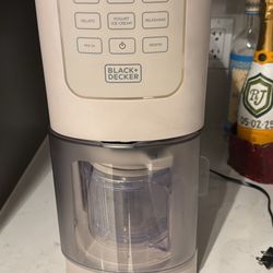 Black + Decker Ice Cream Maker 
