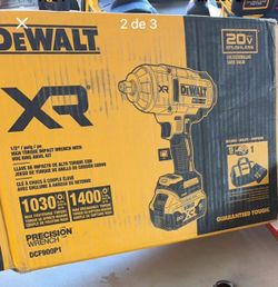 Dewalt 20v  1/2 impact kit new