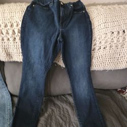 Lots Of Women's Pants 