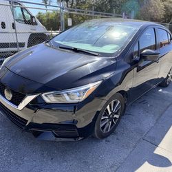 Nissan Versa SV 2020