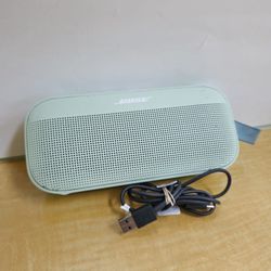 Bose Speaker (Soundlink Flex 2nd)