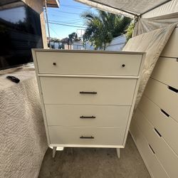 White Living Spaces Modern Dresser