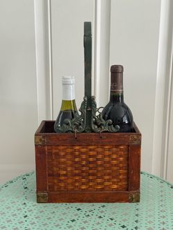 Vintage Wood & Iron 2 Wine Bottle Caddy