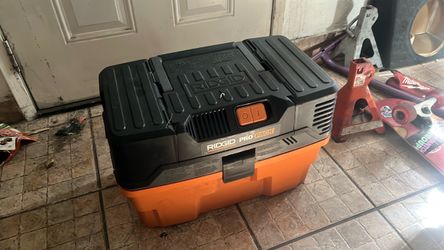 RIDGID Pro Pack Wet/Dry Vacuum
