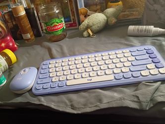 Logic tech. Bluetooth keyboard