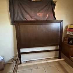 Beautiful Queen Bed frame 