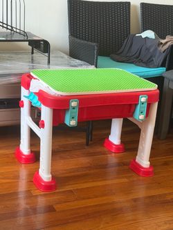 Lego table