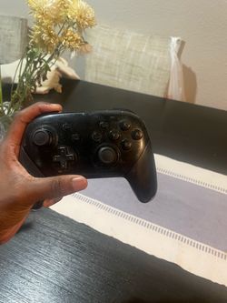 Nintendo Switch Pro Controller - Fair Condition - Tested