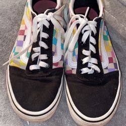 Woman’s Vans 7.5 