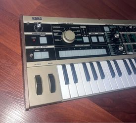 Micro Korg Synthesizer/Vocoder