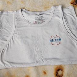 XL Volcom Men's Shirt