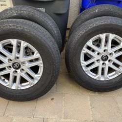 Tundra wheels and Tires 