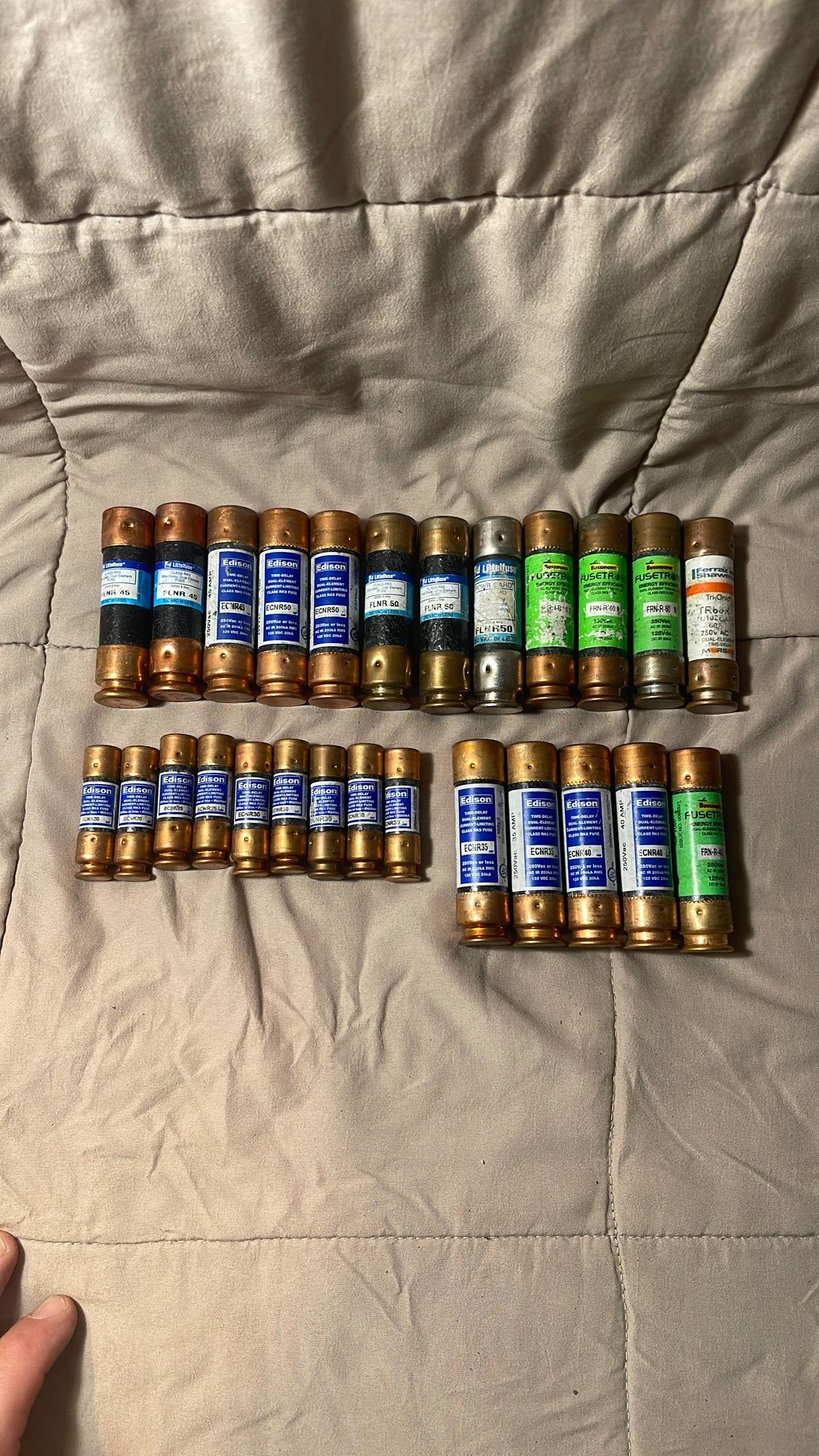 26 Time Delay Fuses For Service Disconnect