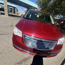 2013 Chrysler Town & Country