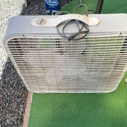 3 Speed Box Fan