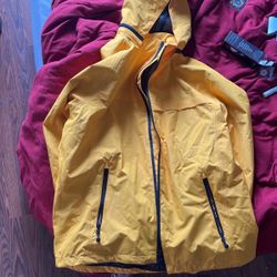 Raincoat 