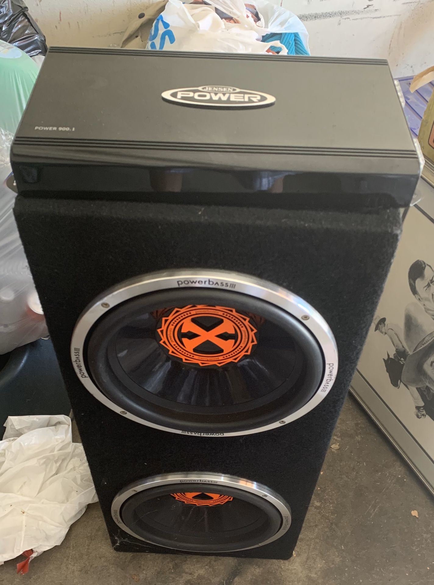 12” subs and 900.1 amp