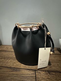 Black purse