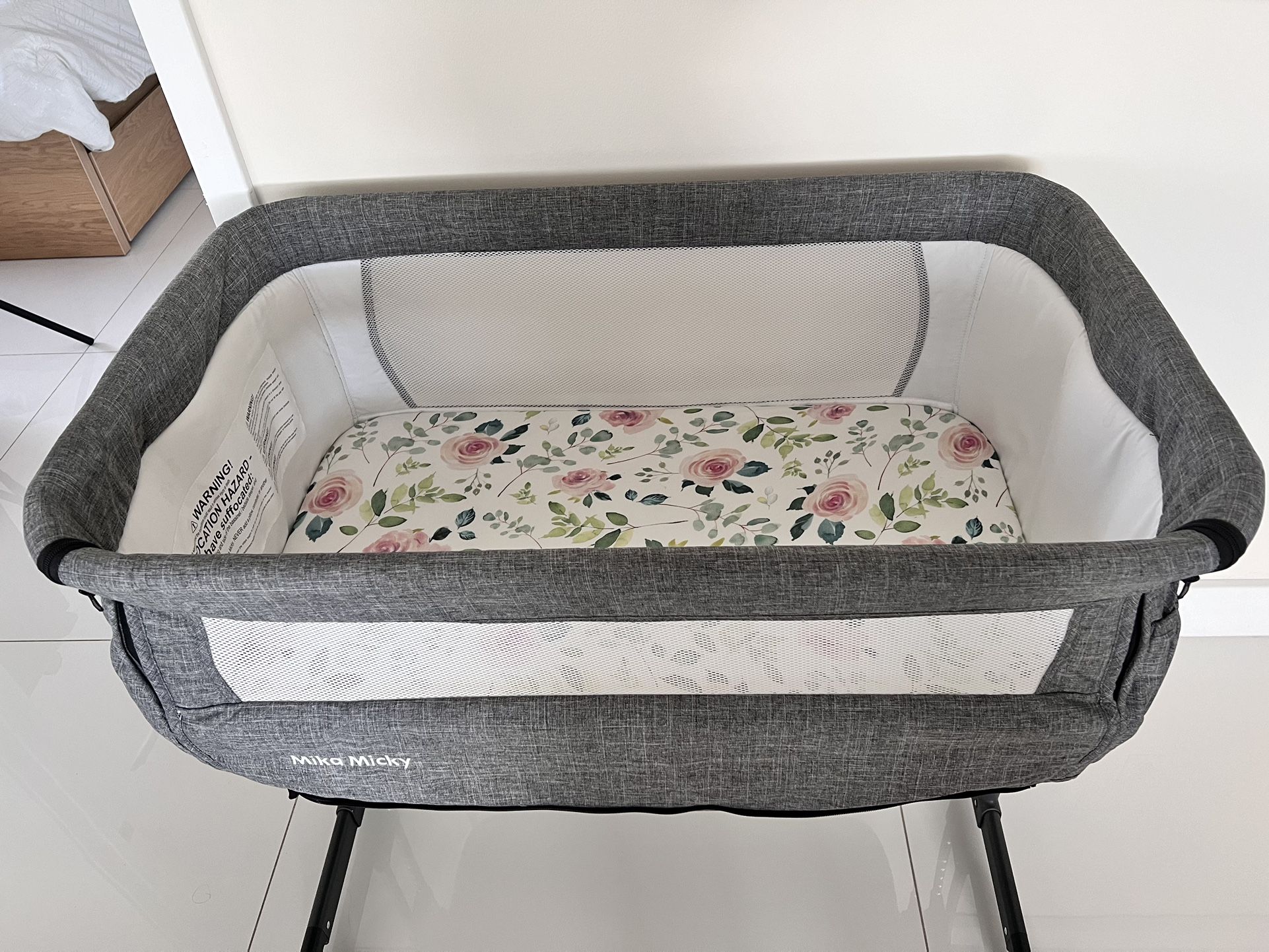 Mika Micky Bedside Sleeper Easy Folding Portable Crib,Grey