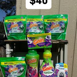 Gain Moonlight Breeze Detergent