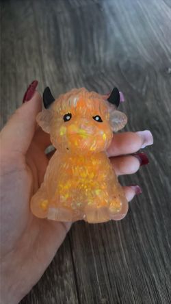 Highland cow squishy viral