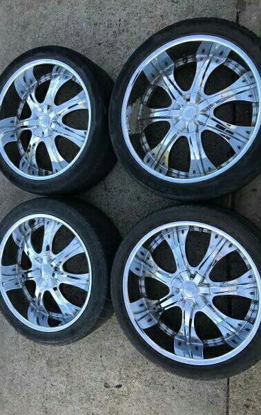 24" U2 Chrome RIMS & TIRES 6 Lug Universal WHEELS Chevy Silverado GMC