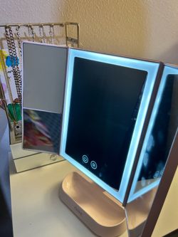 AMKE Makeup Mirror with Lights