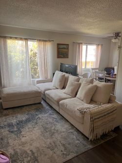 Sectional sofa with ottoman