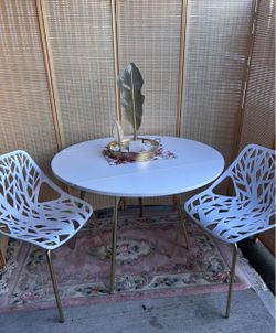 White and Gold Round Dining Table with 2 Chairs