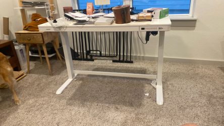 White stand up desk