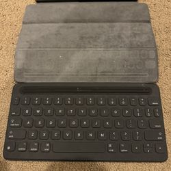 iPad Smart Keyboard 