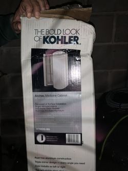 Kohler Single Door Round Medicine Cabinet