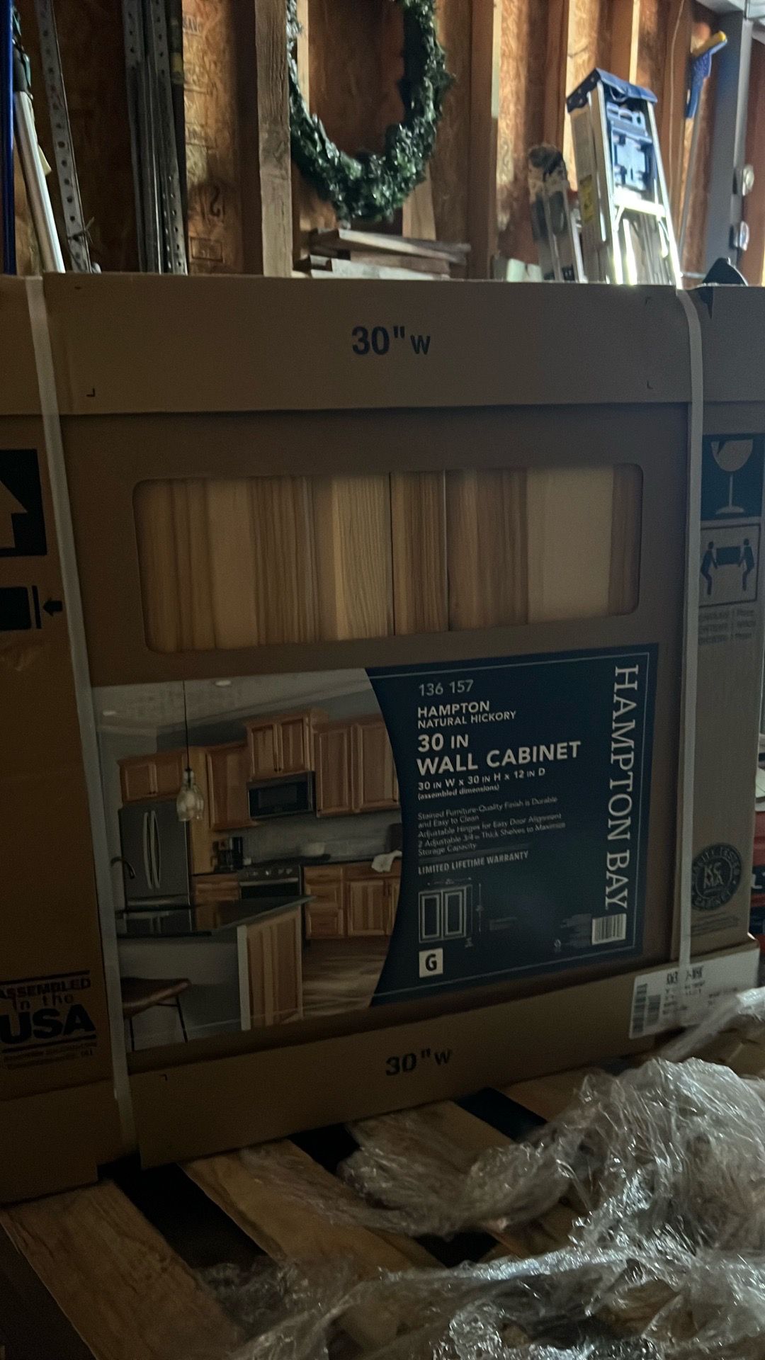 Wall cabinet