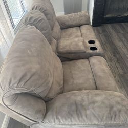 Reclining , loveseats