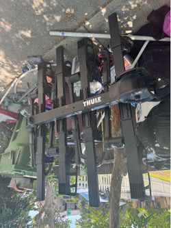 THULE SWEDEN bike rack for 4 bikes!