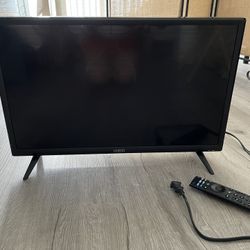 Vizio 32” Smart TV – Works Great! (Model D32f-F1) - Selling a Vizio 32” Full HD Smart TV